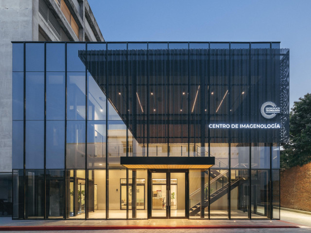 mini_10-CentrodeAltaTecnologia