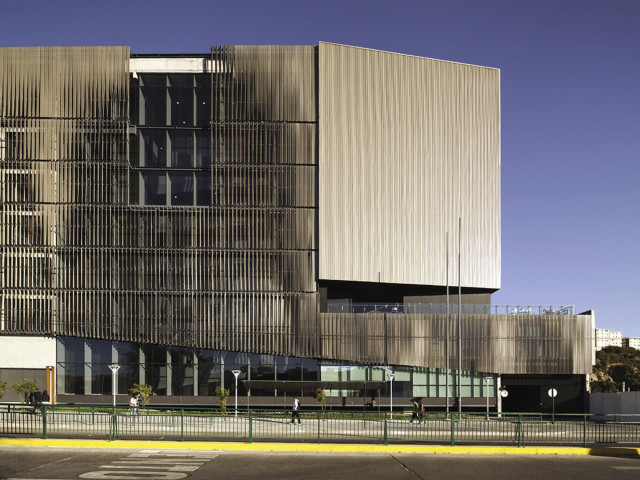 mini_12._UNAV_UNIVERSIDAD_CATOLICA_40