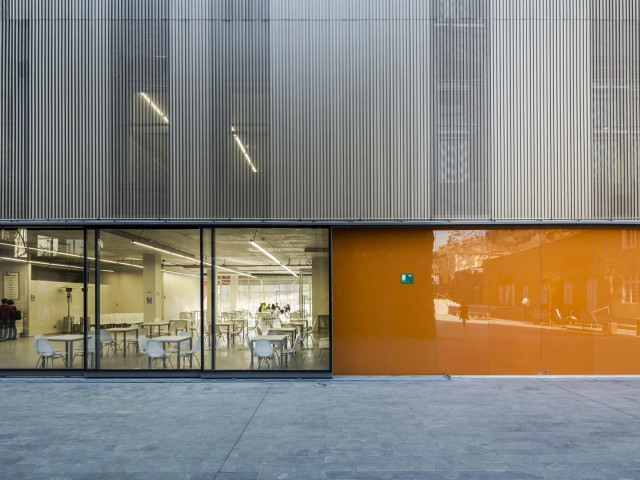 mini_4._UNAV_UNIVERSIDAD_CATOLICA_19